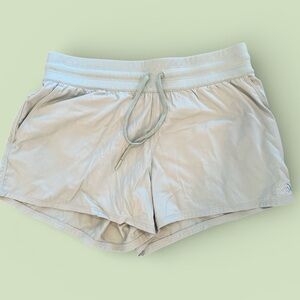 Women's The North Face Mint Light Green Shorts L